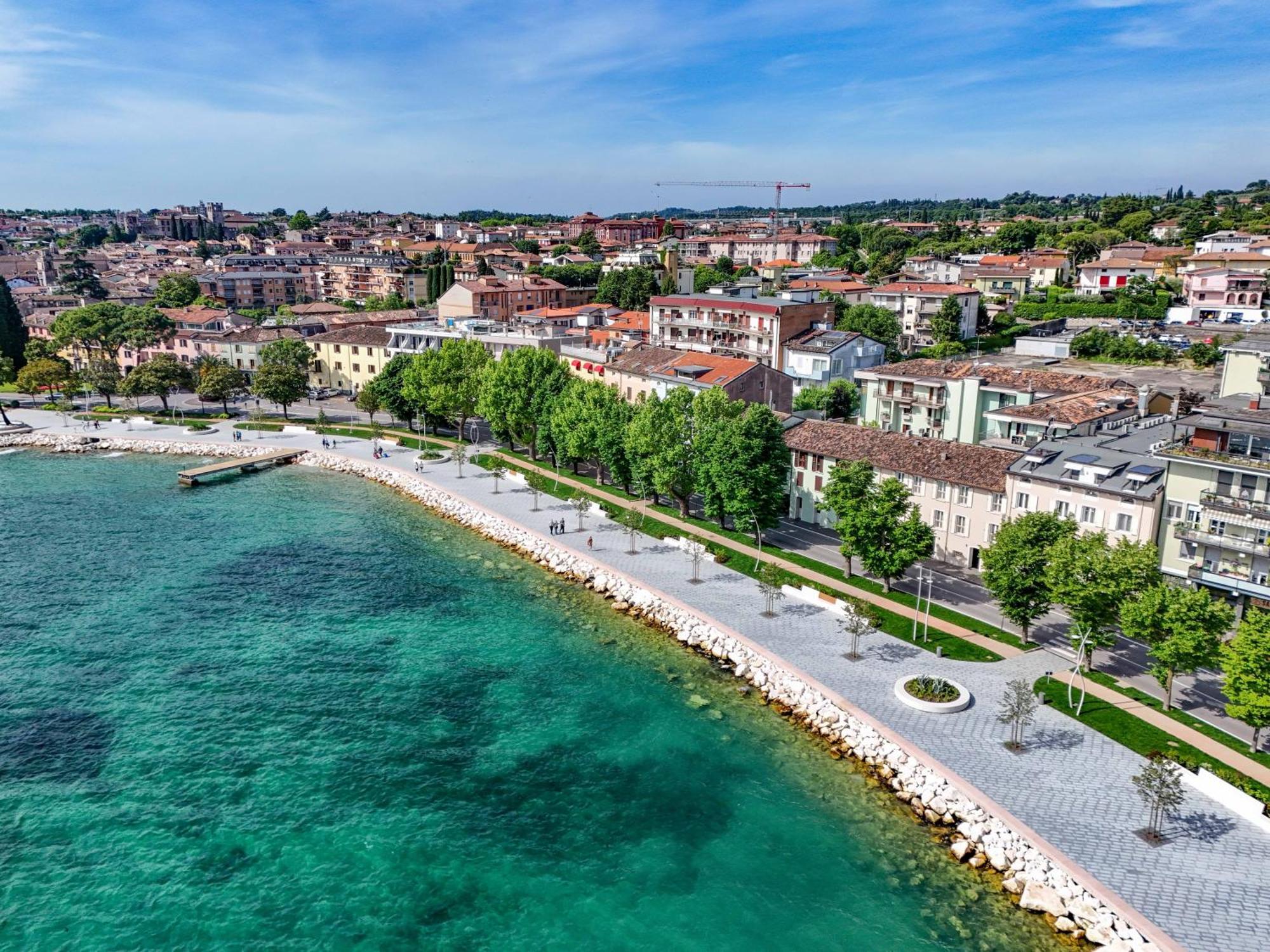 Hotel Europa Desenzano del Garda Esterno foto